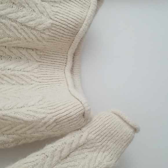❄ MNG Cream Sweater Size L - Picture 5 of 12